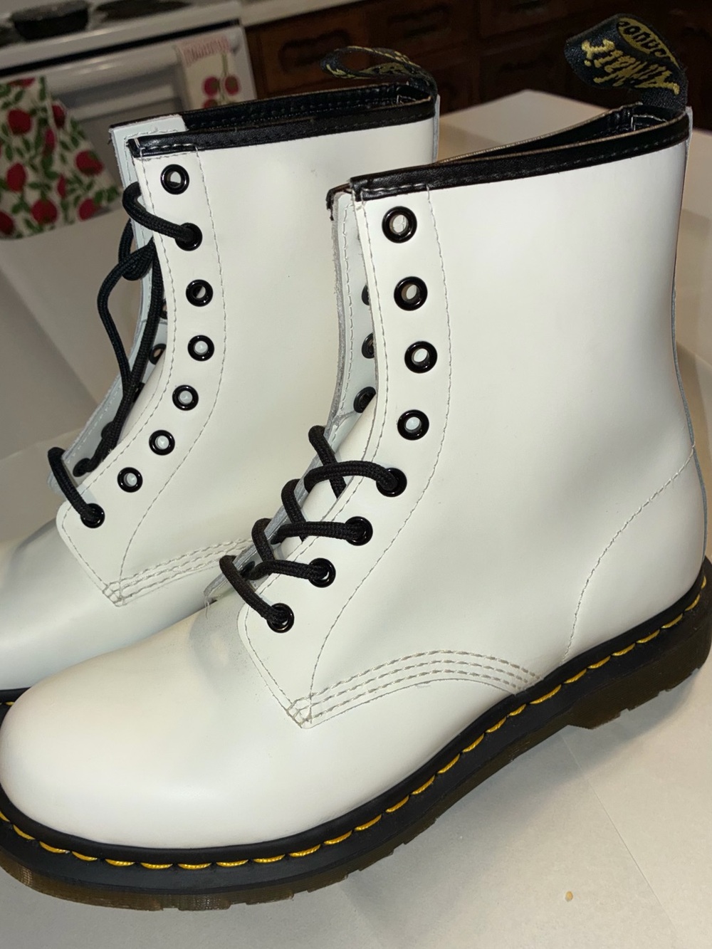 Dr. Martens 1460 Smooth white leather 8-eye boots, style 11821, women’s US 10